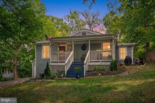 3932 OAKDALE CIR, Triangle, VA 22172
