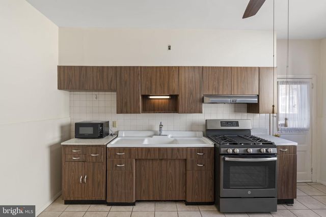1324 W PORTER ST, Philadelphia, PA 19148