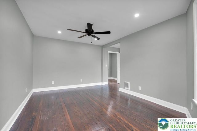 504 Pine Street, Tamaqua Boro, PA 18252