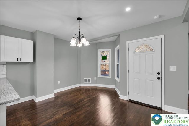 504 Pine Street, Tamaqua Boro, PA 18252