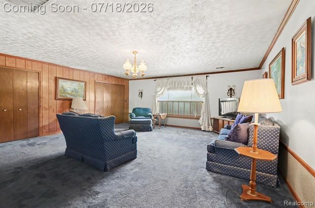 24730 Creekside Drive, Farmington, MI 48336