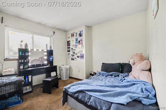 24730 Creekside Drive, Farmington, MI 48336