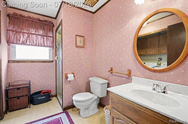 24730 Creekside Drive, Farmington, MI 48336