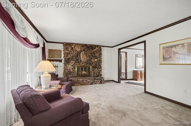 24730 Creekside Drive, Farmington, MI 48336