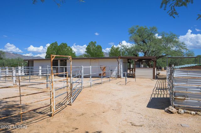 3195 N Homestead Place, Tucson, AZ 85749