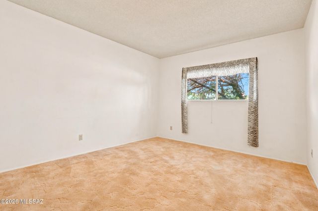 3195 N Homestead Place, Tucson, AZ 85749