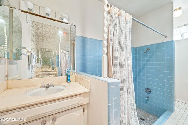 3195 N Homestead Place, Tucson, AZ 85749