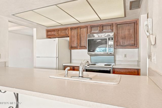 3195 N Homestead Place, Tucson, AZ 85749