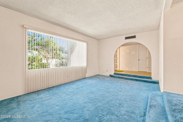 3195 N Homestead Place, Tucson, AZ 85749
