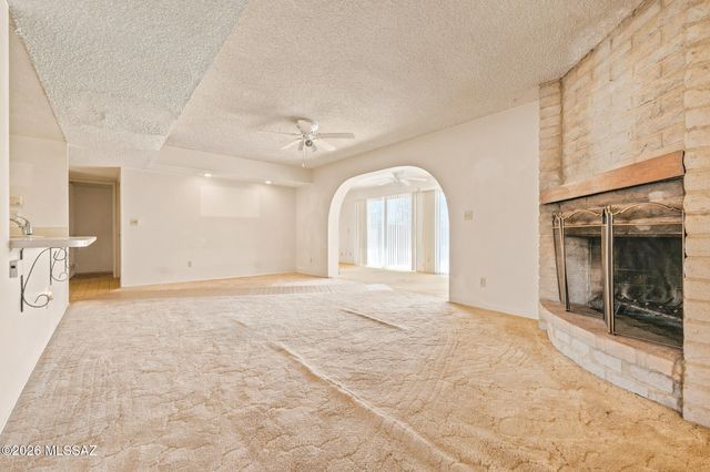 3195 N Homestead Place, Tucson, AZ 85749