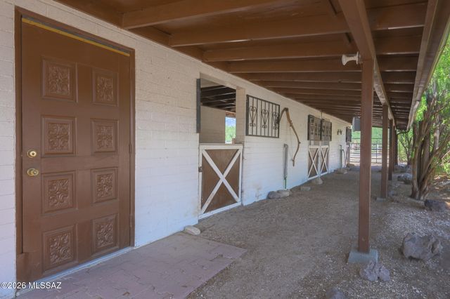 3195 N Homestead Place, Tucson, AZ 85749