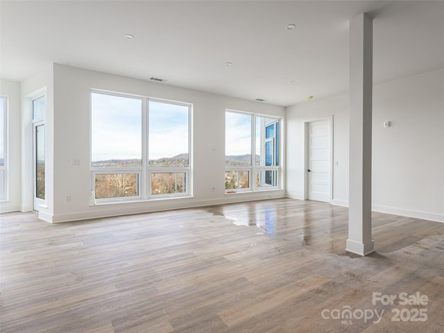 123 Haywood Street 205, Asheville, NC 28801