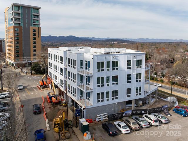 123 Haywood Street 205, Asheville, NC 28801