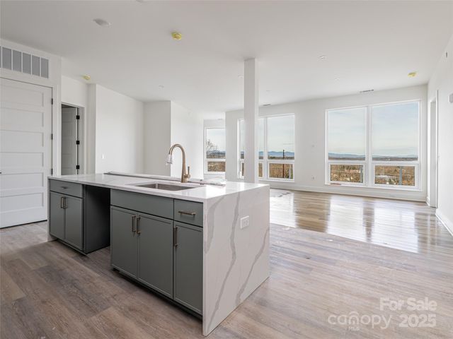 123 Haywood Street 205, Asheville, NC 28801