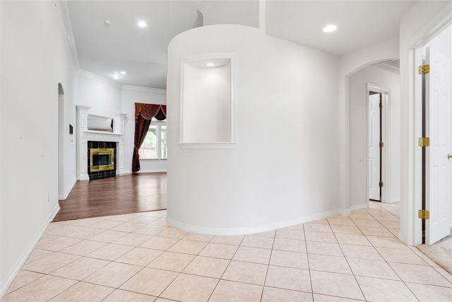 3401 Ledbetter Court, Arlington, TX 76001