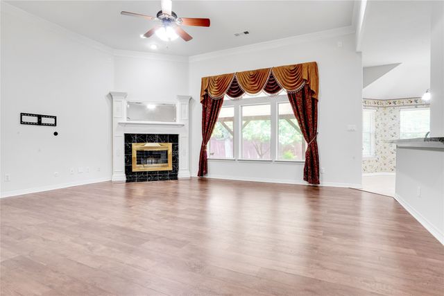 3401 Ledbetter Court, Arlington, TX 76001