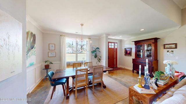 856 E Woodford Cove, Hernando, MS 38632