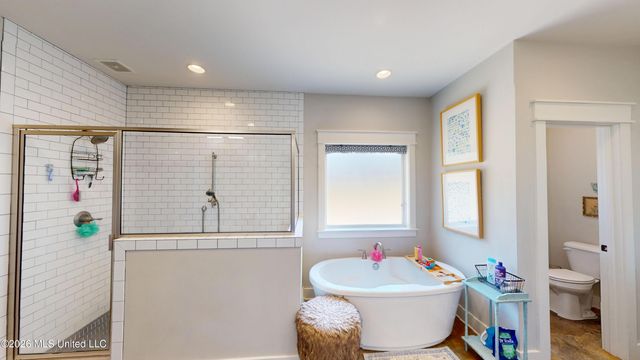 856 E Woodford Cove, Hernando, MS 38632