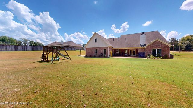 856 E Woodford Cove, Hernando, MS 38632