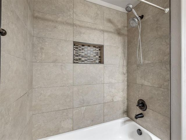 2409 Santa Monica Drive, Edmond, OK 73034