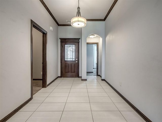 2409 Santa Monica Drive, Edmond, OK 73034