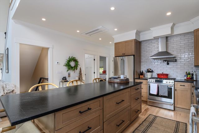 145 Russell Road, Cavendish, VT 05142