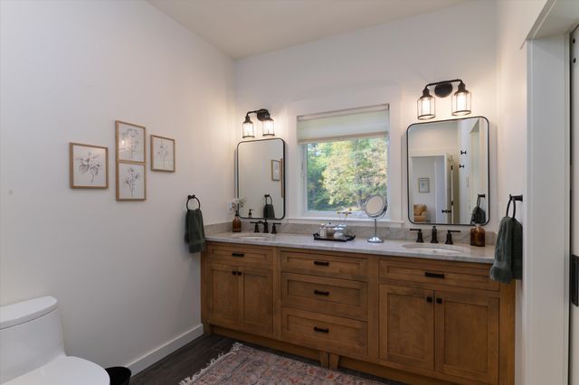 145 Russell Road, Cavendish, VT 05142