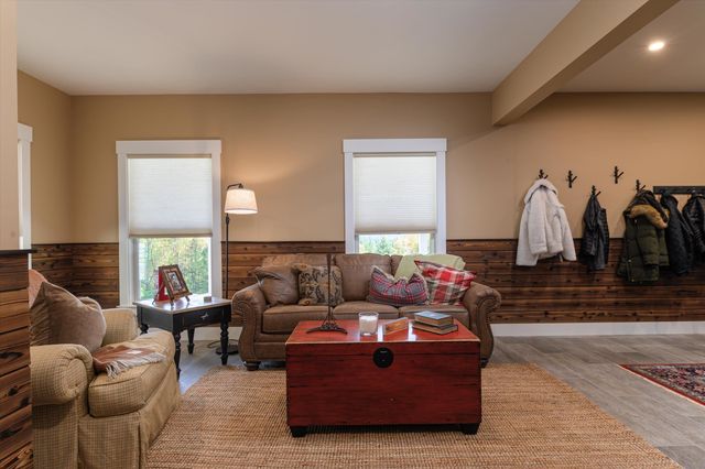 145 Russell Road, Cavendish, VT 05142