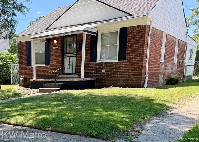 18911 Oakfield Street, Detroit, MI 48235