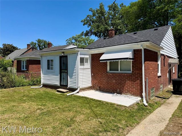 18911 Oakfield Street, Detroit, MI 48235