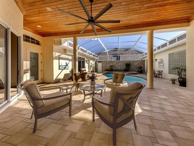 300 STONE BRIAR CREEK DRIVE, Venice, FL 34292