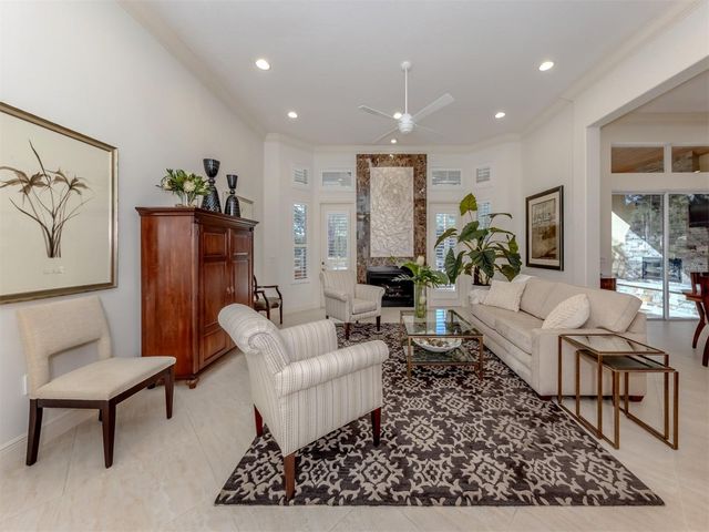 300 STONE BRIAR CREEK DRIVE, Venice, FL 34292