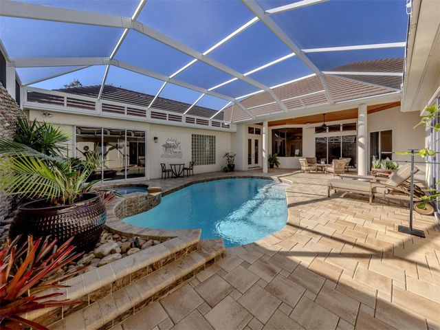 300 STONE BRIAR CREEK DRIVE, Venice, FL 34292