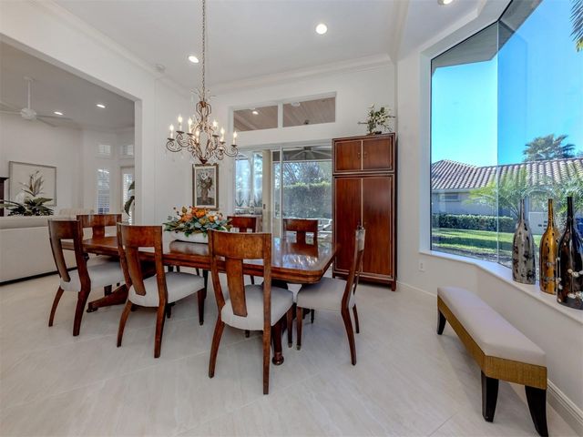 300 STONE BRIAR CREEK DRIVE, Venice, FL 34292