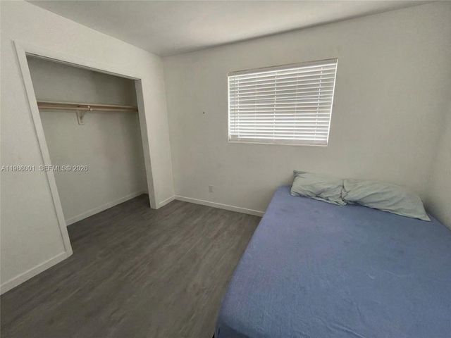 1833 SW 43rd Ave, Fort Lauderdale, FL 33317