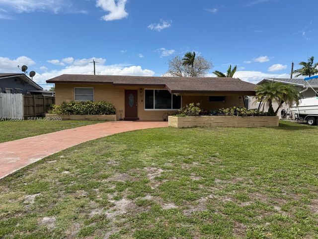 1833 SW 43rd Ave, Fort Lauderdale, FL 33317