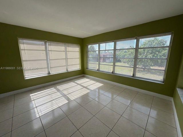 1833 SW 43rd Ave, Fort Lauderdale, FL 33317