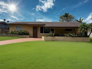 1833 SW 43rd Ave, Fort Lauderdale, FL 33317