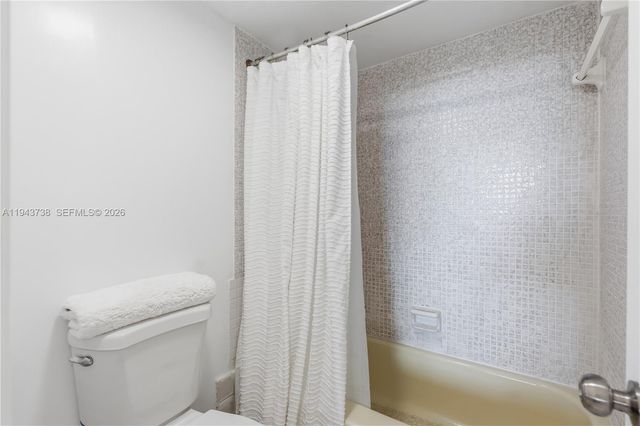 1351 NE Miami Gardens Drive 806E, Miami, FL 33179