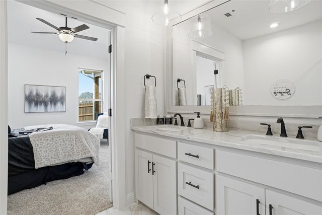 214 Legacy Boulevard, Weatherford, TX 76085