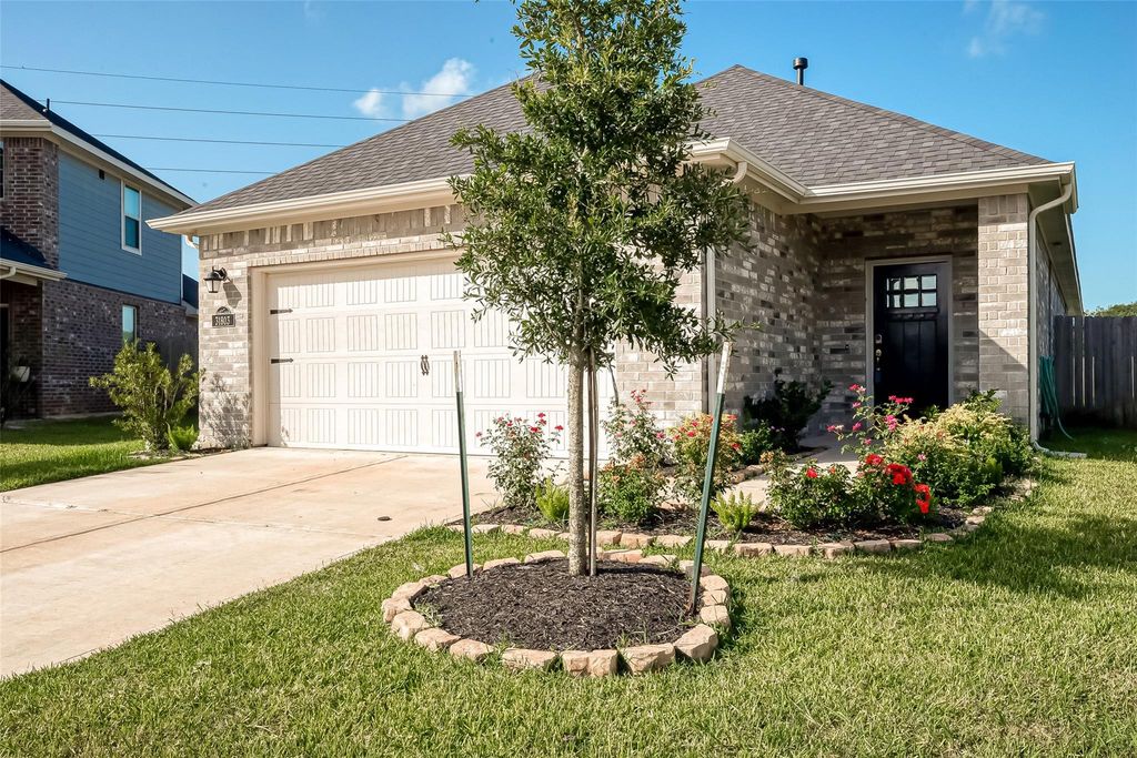 31803 Wellington Pass, Fulshear, TX 77441