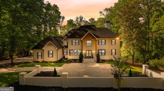 450 Birkdale Drive, Fayetteville, GA 30215