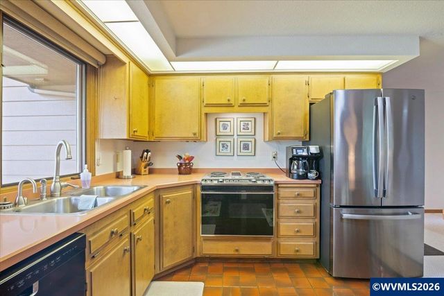 1030 Morningside Dr SE, Salem, OR 97302