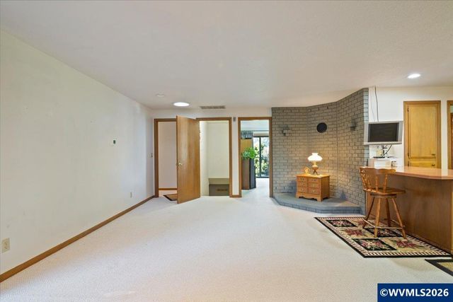 1030 Morningside Dr SE, Salem, OR 97302