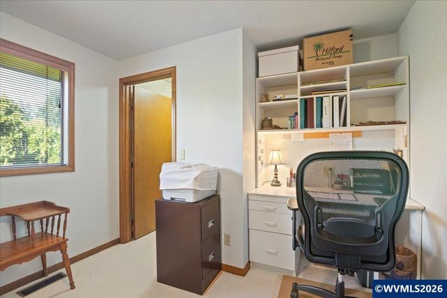 1030 Morningside Dr SE, Salem, OR 97302