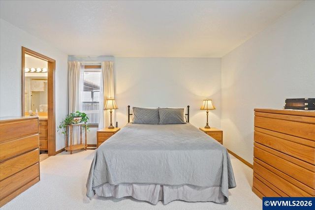 1030 Morningside Dr SE, Salem, OR 97302