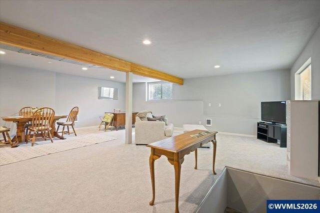 1030 Morningside Dr SE, Salem, OR 97302