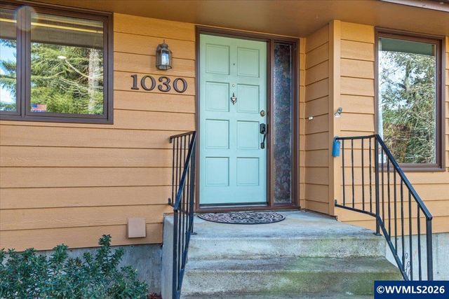 1030 Morningside Dr SE, Salem, OR 97302