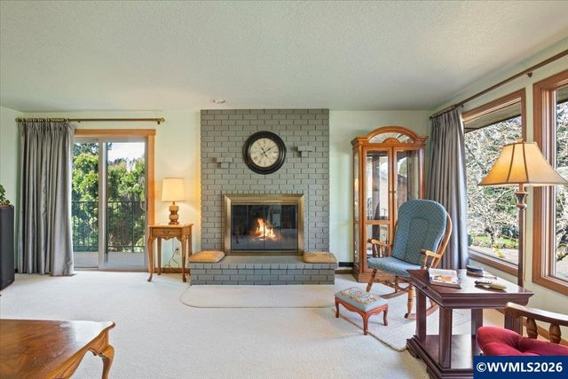 1030 Morningside Dr SE, Salem, OR 97302