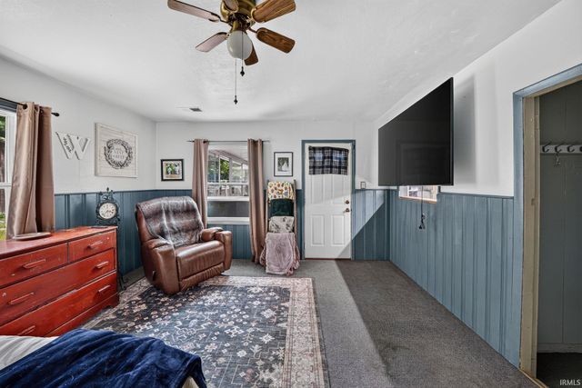 2816 S Locust Road, South Bend, IN 46614